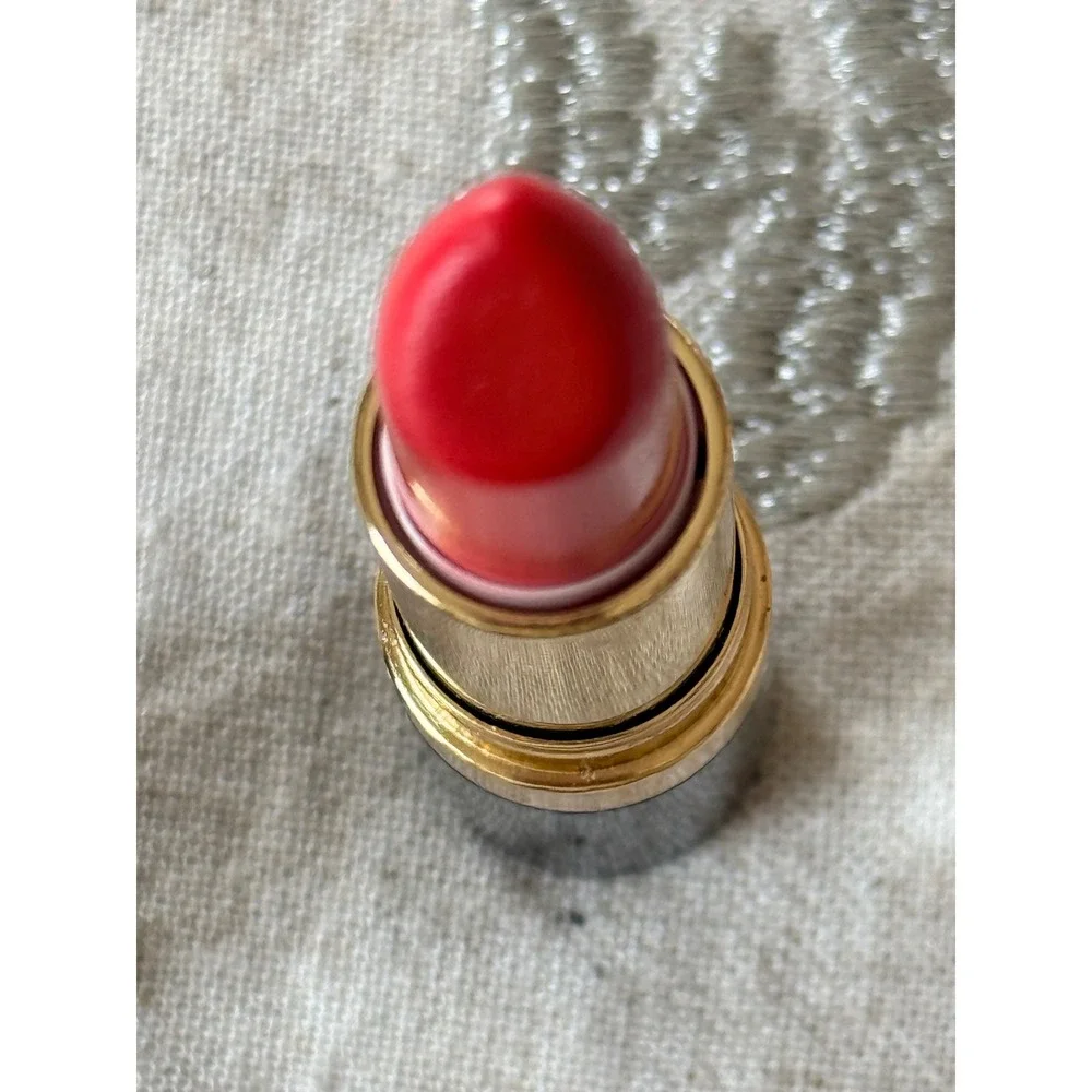 Revlon super lustrous